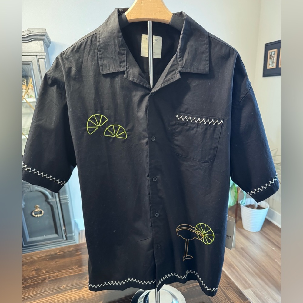 NWT Massive Luxury Hand Embroidered Lime Margarita Black Button Down‎ Shirt L